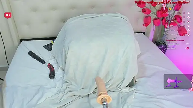 kassandra 26  online show from 03/01/25, 10:24