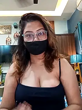 Cute-mona online show from 02/24/26, 10:27