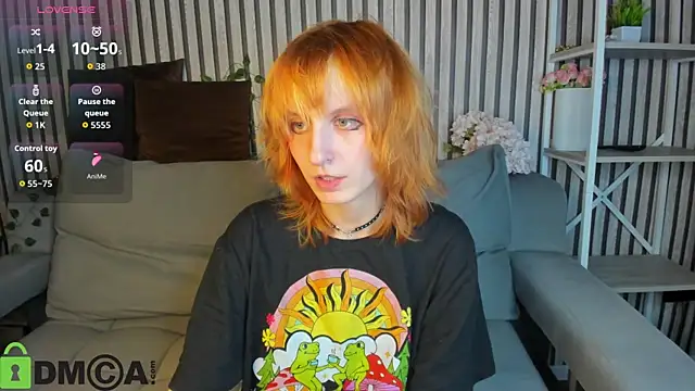 Snapshot of Little_Chips chatting on 03/18/26, 05:25 Little Chips online show from 03/18/26, 05:25