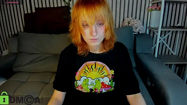 Snapshot of Little_Chips chatting on 03/31/26, 05:15 Little Chips online show from 03/31/26, 05:15