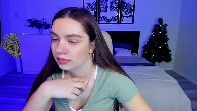 Snapshot of DaniellaLovely chatting on 01/17/25, 10:55 DaniellaLovely online show from 01/17/25, 10:55
