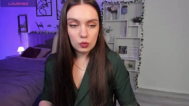 Snapshot of DaniellaLovely chatting on 03/17/25, 03:50 DaniellaLovely online show from 03/17/25, 03:50