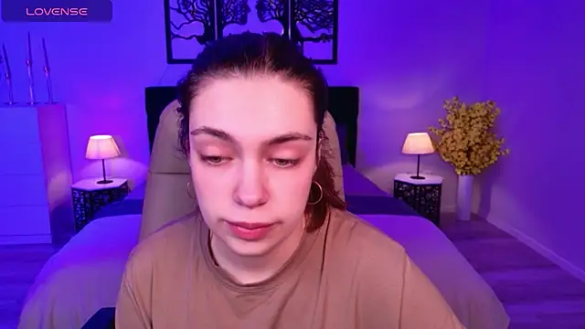 DaniellaLovely online show from 11/13/25, 11:03