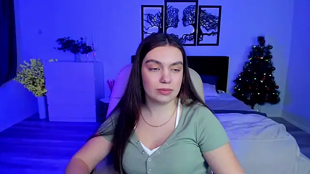 Snapshot of DaniellaLovely chatting on 01/18/25, 02:02 DaniellaLovely online show from 01/18/25, 02:02