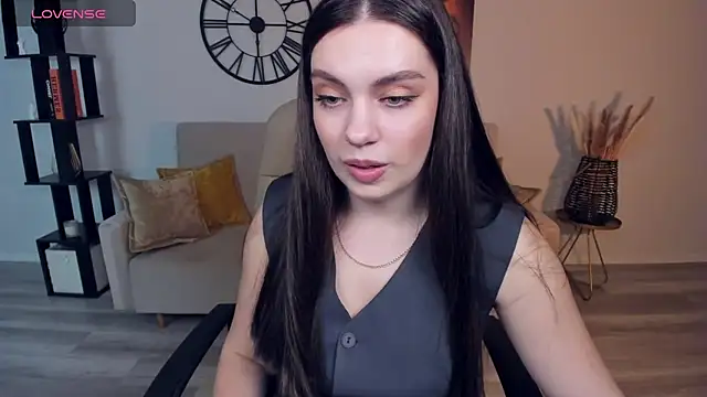 Snapshot of DaniellaLovely chatting on 03/20/25, 02:42 DaniellaLovely online show from 03/20/25, 02:42