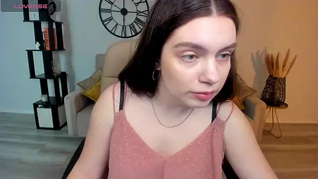 Snapshot of DaniellaLovely chatting on 03/16/25, 02:22 DaniellaLovely online show from 03/16/25, 02:22
