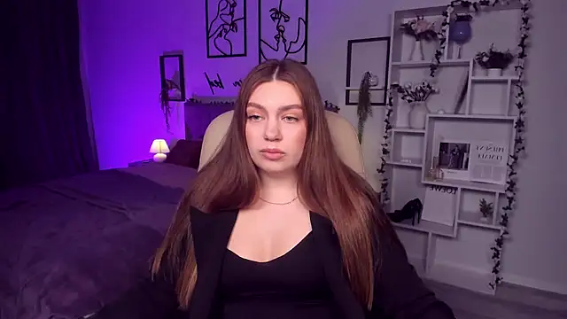 Snapshot of DaniellaLovely chatting on 02/01/25, 02:02 DaniellaLovely online show from 02/01/25, 02:02