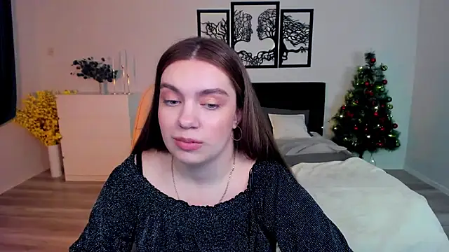Snapshot of DaniellaLovely chatting on 01/26/25, 02:08 DaniellaLovely online show from 01/26/25, 02:08