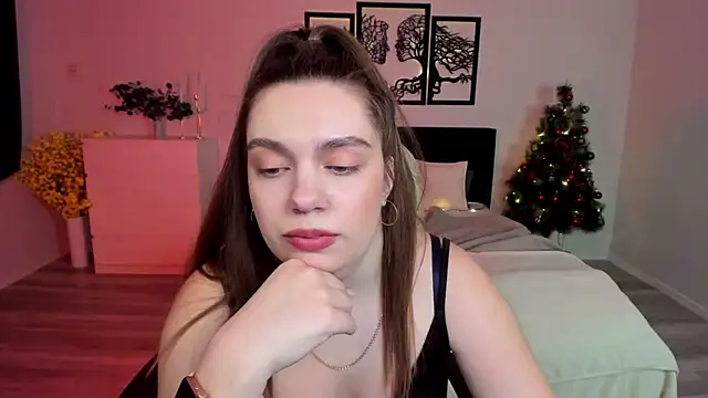 Snapshot of DaniellaLovely chatting on 01/12/25, 01:58 DaniellaLovely online show from 01/12/25, 01:58