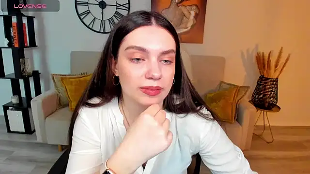 Snapshot of DaniellaLovely chatting on 03/15/25, 11:19 DaniellaLovely online show from 03/15/25, 11:19
