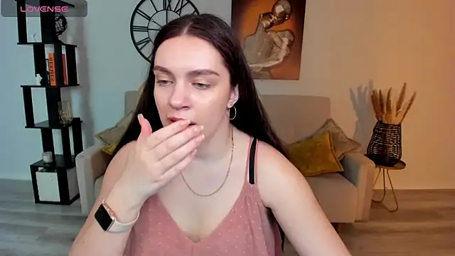 Snapshot of DaniellaLovely chatting on 03/16/25, 11:16 DaniellaLovely online show from 03/16/25, 11:16