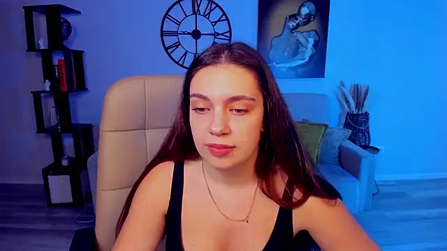 Snapshot of DaniellaLovely chatting on 10/07/25, 07:09 DaniellaLovely online show from 10/07/25, 07:09