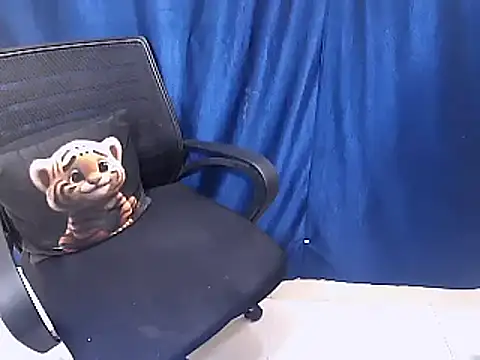 cutie-pie8 online show from 02/28/25, 08:18