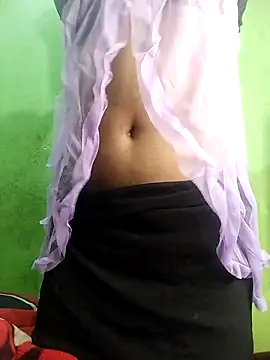 Snapshot of Queen-Amelia chatting on 12/16/25, 09:46 Queen-Amelia online show from 12/16/25, 09:46