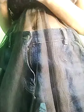 Snapshot of Queen-Amelia chatting on 12/05/24, 08:49 Queen-Amelia online show from 12/05/24, 08:49