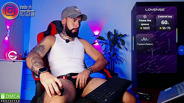 Snapshot of Diilanhott chatting on 06/05/26, 10:59 Diilanhott online show from 06/05/26, 10:59