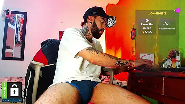 Snapshot of Diilanhott chatting on 02/05/25, 11:50 Diilanhott online show from 02/05/25, 11:50