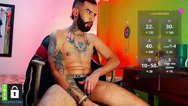 Snapshot of Diilanhott chatting on 02/11/25, 02:35 Diilanhott online show from 02/11/25, 02:35