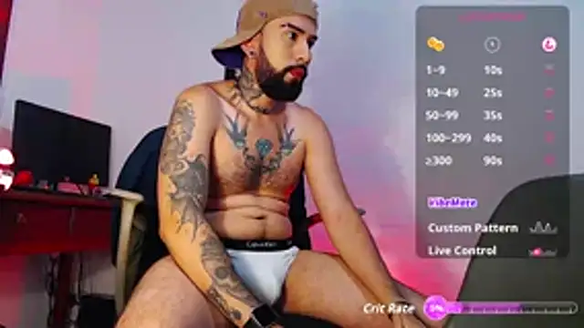 Snapshot of Diilanhott chatting on 11/12/25, 11:30 Diilanhott online show from 11/12/25, 11:30