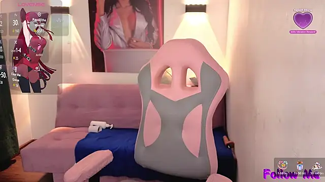 Snapshot of vittorialombardi__ chatting on 11/05/25, 08:17 vittorialombardi online show from 11/05/25, 08:17