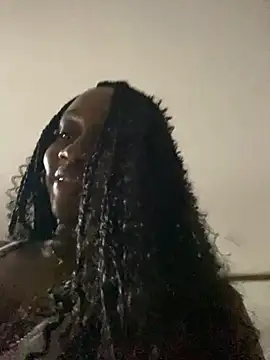 EscorpiLeoncita online show from 04/17/26, 05:10