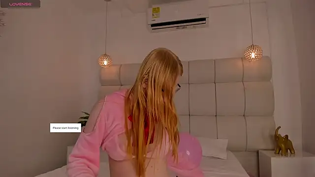 Snapshot of Alexa_Handler chatting on 10/12/25, 03:41 Alexa Handler online show from 10/12/25, 03:41