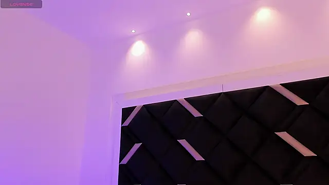 Snapshot of Alexa_Handler chatting on 09/11/25, 04:12 Alexa Handler online show from 09/11/25, 04:12