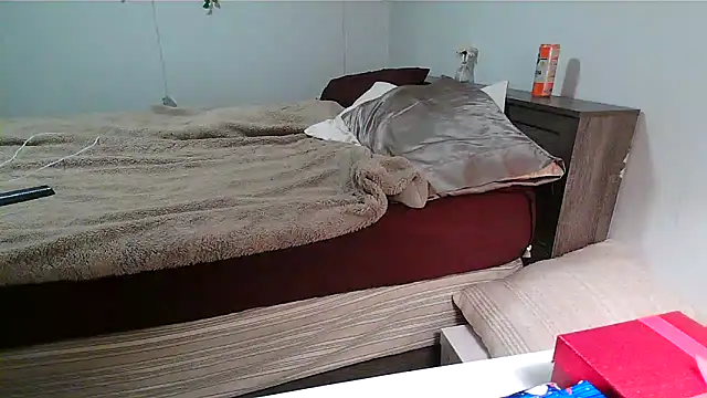 Kittyymaze1 online show from 12/22/25, 01:11