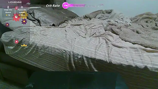 Snapshot of Kittyymaze1 chatting on 11/07/25, 11:48 Kittyymaze1 online show from 11/07/25, 11:48