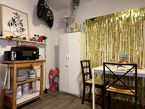 Snapshot of Kittyymaze1 chatting on 10/11/25, 11:11 Kittyymaze1 online show from 10/11/25, 11:11