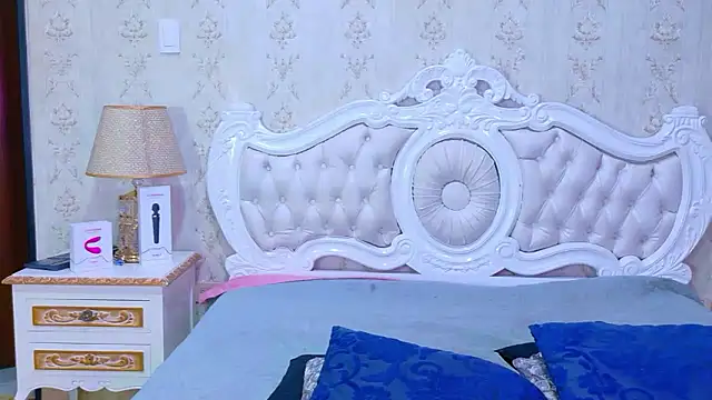 TiaraRosse online show from 01/16/26, 12:09