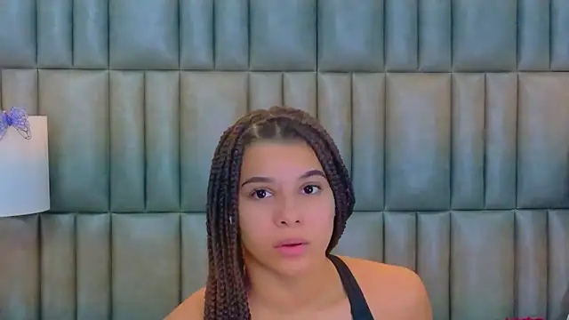 TiaraRosse online show from 02/10/26, 03:27