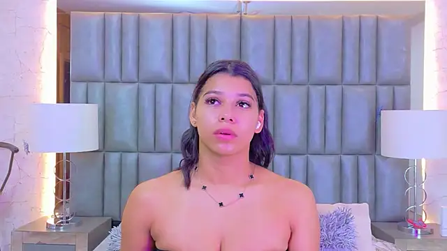 TiaraRosse online show from 04/13/26, 01:04