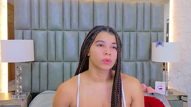 TiaraRosse online show from 02/13/26, 03:28