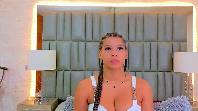 TiaraRosse online show from 03/19/26, 11:54