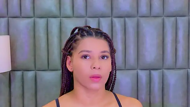 TiaraRosse online show from 02/05/26, 04:08