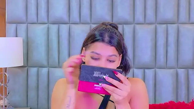 TiaraRosse online show from 03/23/26, 12:05