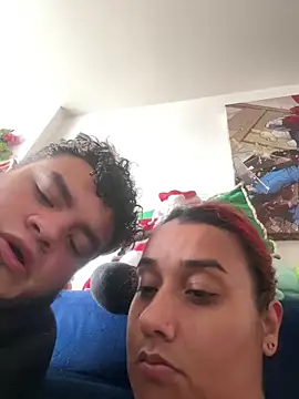 Cafeziitha02 online show from 12/02/25, 04:19