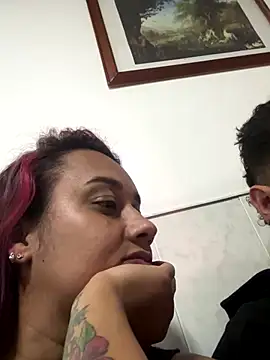 Cafeziitha02 online show from 11/08/25, 07:39