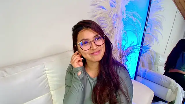 Snapshot of Rebeca_Williams_ chatting on 02/19/25, 06:00 Rebeca Williams online show from 02/19/25, 06:00
