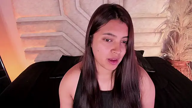 Snapshot of Rebeca_Williams_ chatting on 11/06/25, 11:58 Rebeca Williams online show from 11/06/25, 11:58