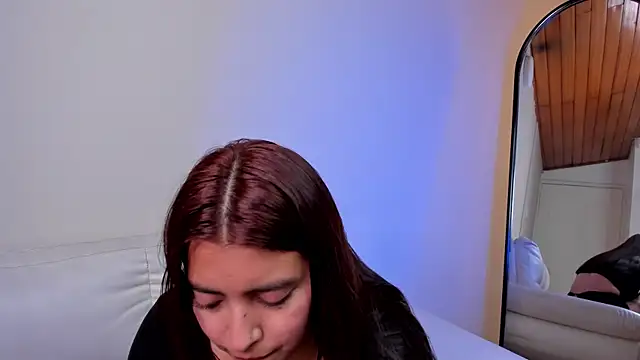 Rebeca Williams  online show from 04/01/26, 02:03