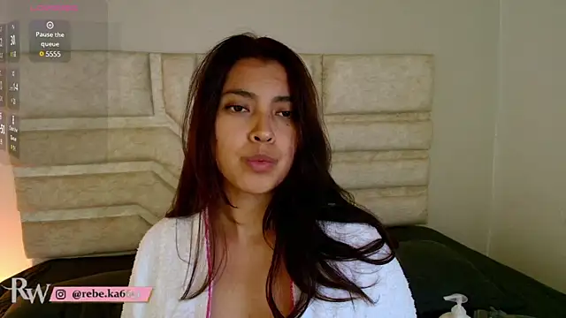Snapshot of Rebeca_Williams_ chatting on 03/11/25, 04:19 Rebeca Williams online show from 03/11/25, 04:19