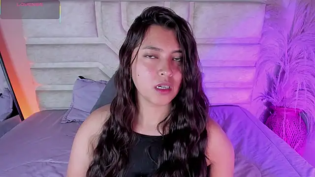 Snapshot of Rebeca_Williams_ chatting on 11/10/25, 12:15 Rebeca Williams online show from 11/10/25, 12:15