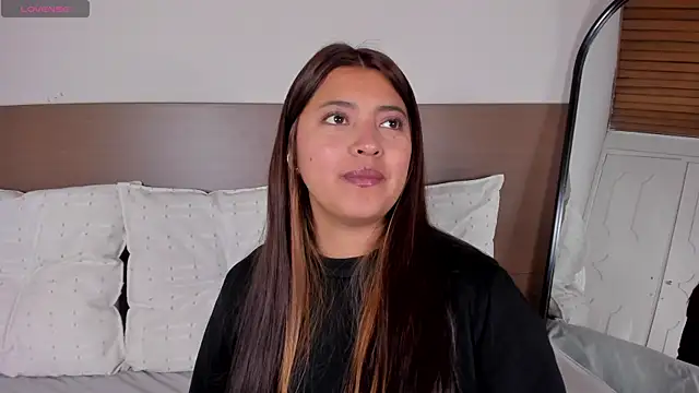 Rebeca Williams  online show from 06/05/26, 10:54