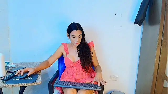 Oh Tique online show from 01/10/26, 12:39