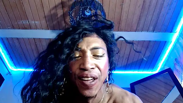 Snapshot of Maidi_ chatting on 03/15/25, 05:04 Maidi online show from 03/15/25, 05:04