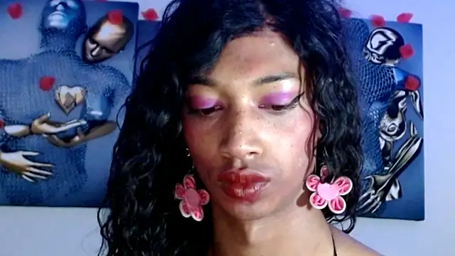 Snapshot of Maidi_ chatting on 02/23/25, 04:35 Maidi online show from 02/23/25, 04:35