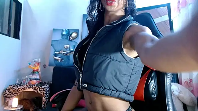 Snapshot of Maidi_ chatting on 09/16/25, 12:50 Maidi online show from 09/16/25, 12:50