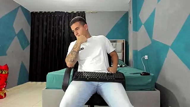 simookeler online show from 03/12/25, 04:08